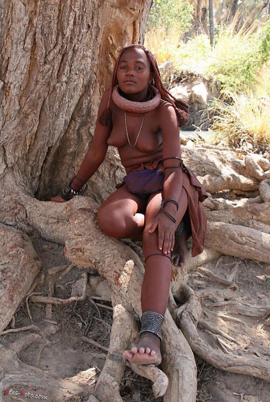 Голые папуаски из племени лесбиянок фото